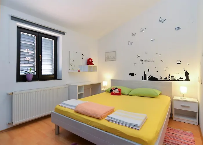 Apartman With Parking Space Banjole, - 20675 Pula